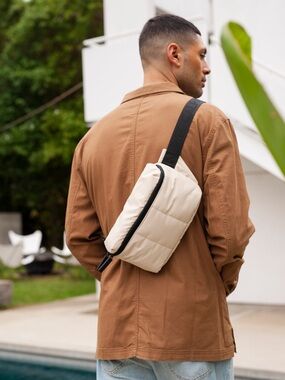 Calpak Luka Belt Bag
in Oatmeal